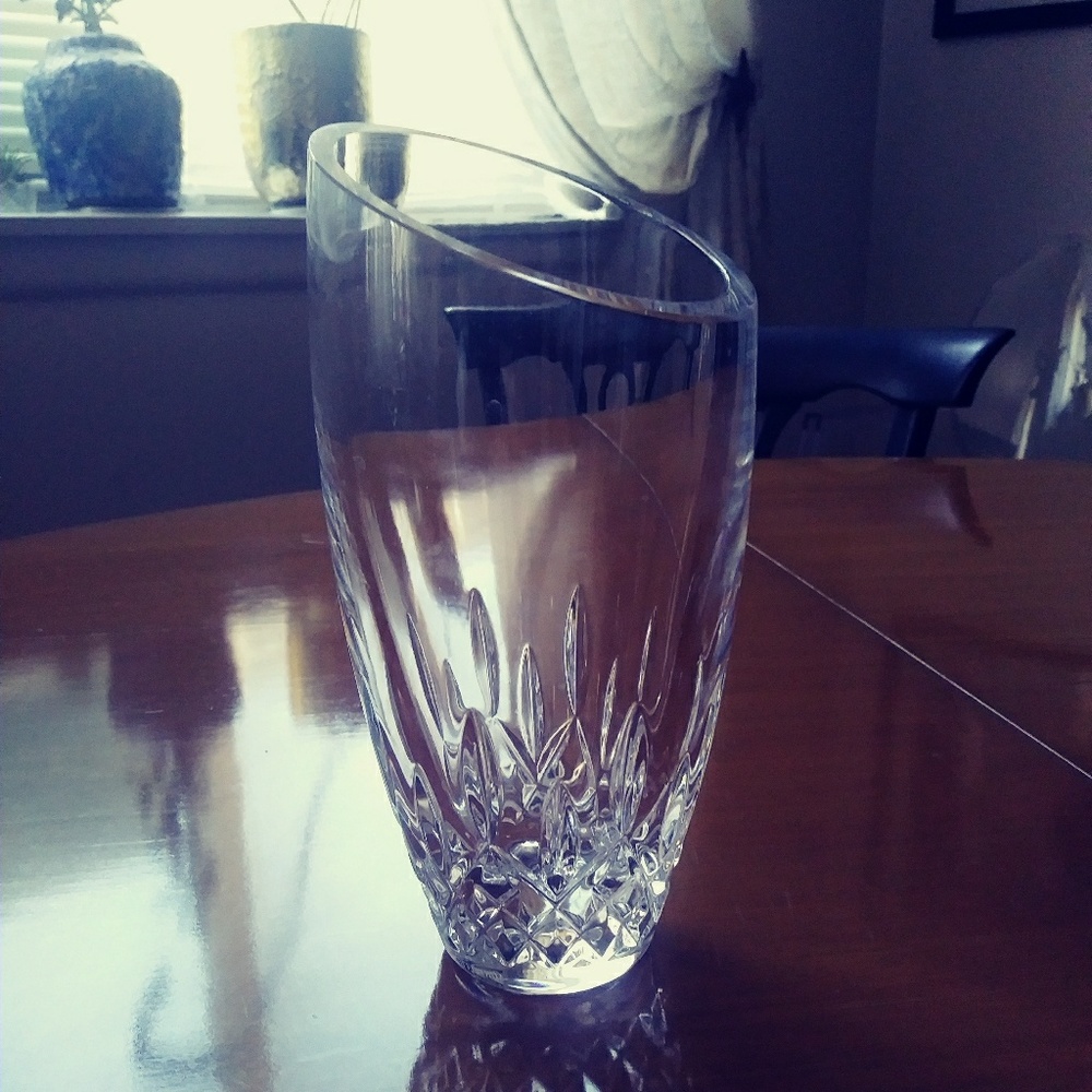 Waterford Lis Essence 7.5" Angular Vase